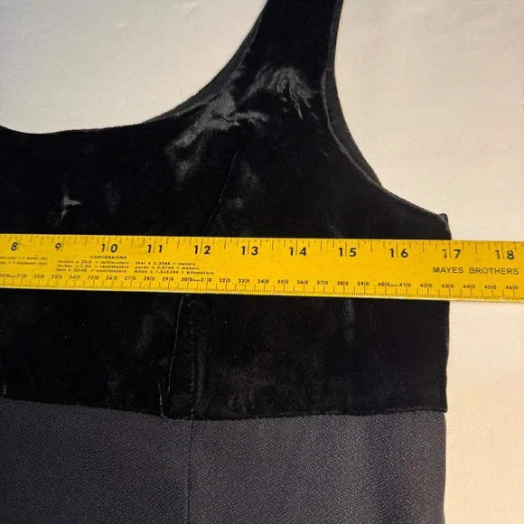 J.R. Nites Size 10 Black Velvet Bodice Dress 90s Minimal Midi Formal - Picture 6 of 8